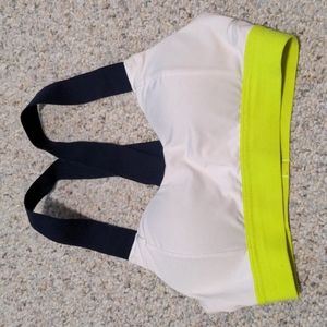 Brooks Hot Shot sports bra